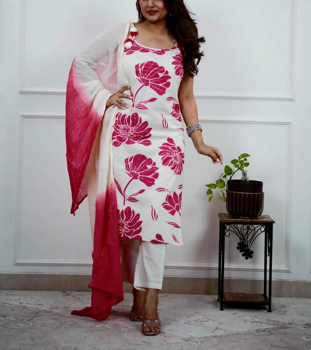 Bold Blossom Black / White & Pink  Suit