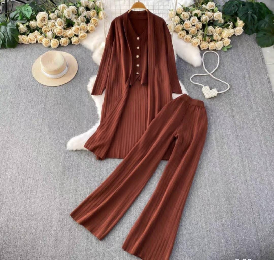 The Luxe Ribbed Knit 3-Piece Loungewear Set